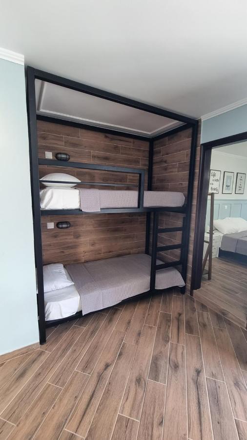 Aria'S House Studios & Apartments Неос Мармарас Екстериор снимка