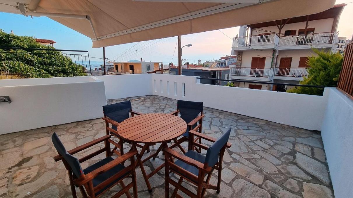 Aria'S House Studios & Apartments Неос Мармарас Екстериор снимка